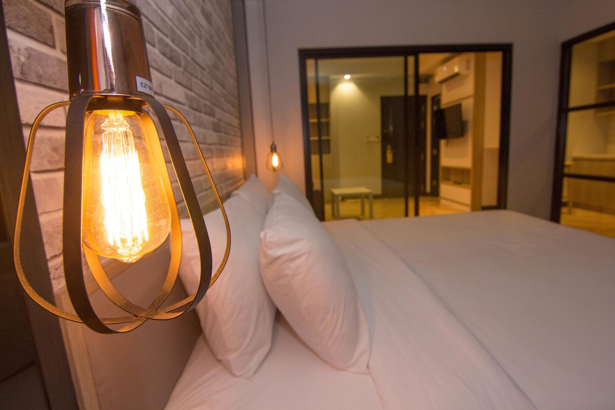 168 Studio Hotel Ubon Ratchathani Eksteriør bilde