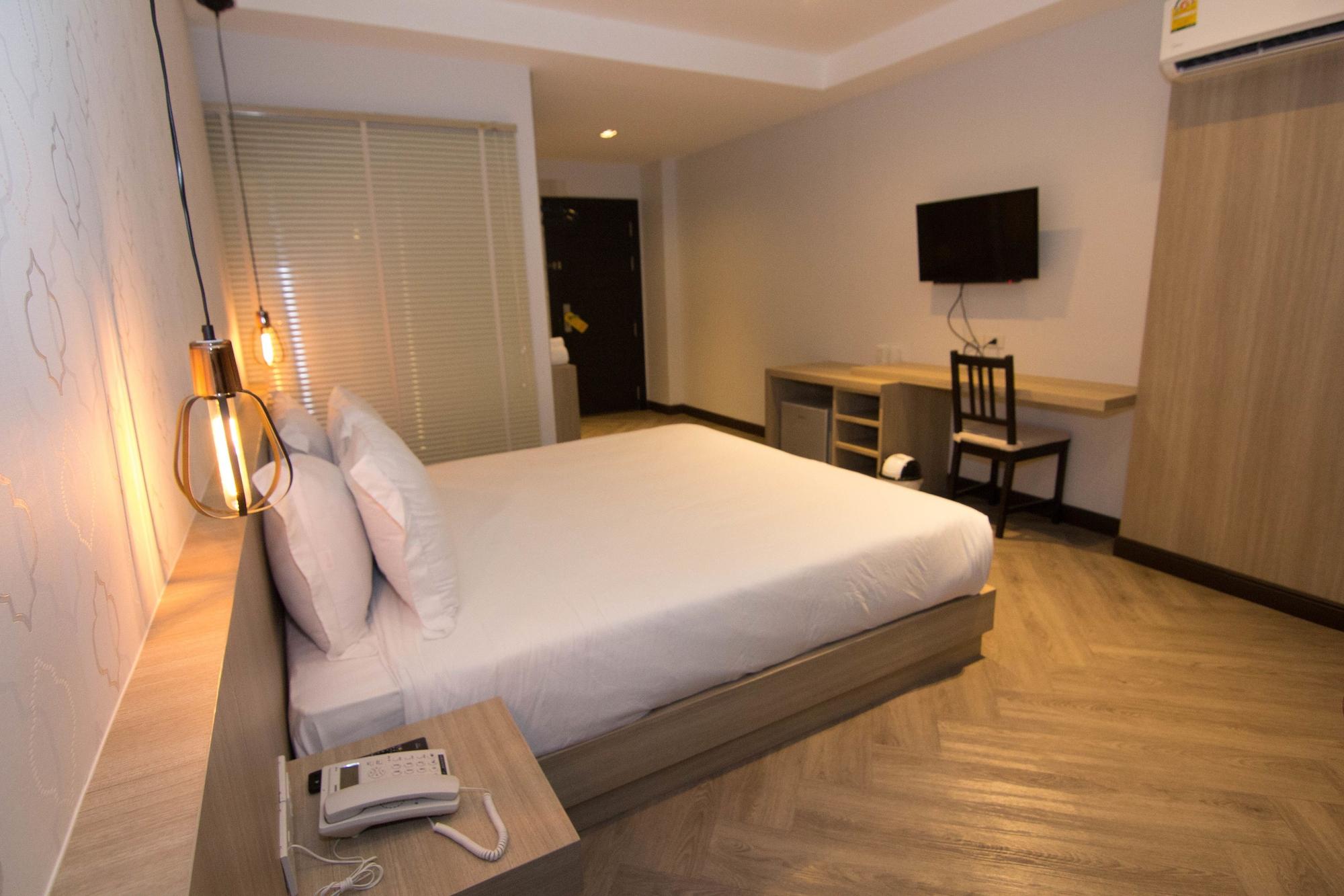 168 Studio Hotel Ubon Ratchathani Eksteriør bilde